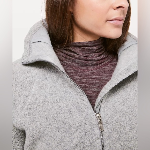 Lululemon So Sherpa cropped grey boucle jacket women’s size 6 - Picture 4 of 10